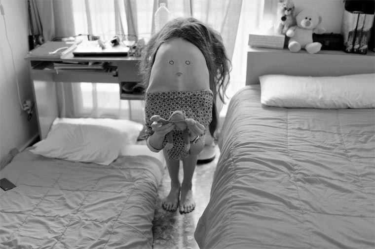 Secret Friends, AnaHell, моделей попросили нагнуться, модели нагнулись