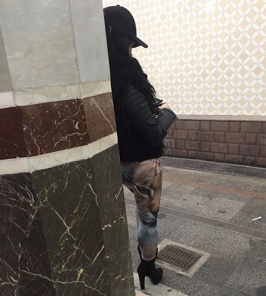 мода петербургского метро, мода метро, модники в транспорте, странные пассажиры метро 