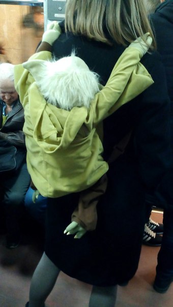 мода петербургского метро, мода метро, модники в транспорте, странные пассажиры метро 