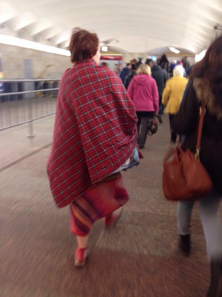 мода петербургского метро, мода метро, модники в транспорте, странные пассажиры метро 