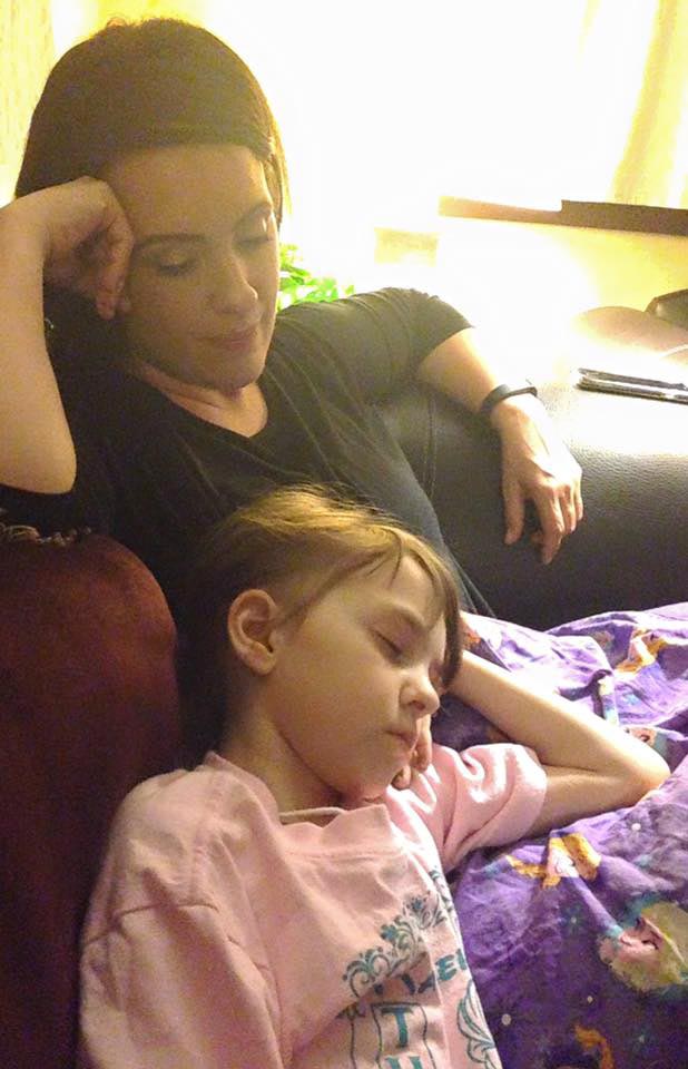 дань памяти девочка умерла от рака, 7-летняя девочка умерла от рака мозга, история болезни девочка рак мозга