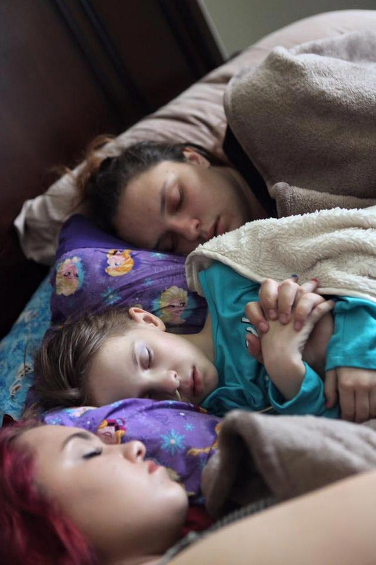 дань памяти девочка умерла от рака, 7-летняя девочка умерла от рака мозга, история болезни девочка рак мозга