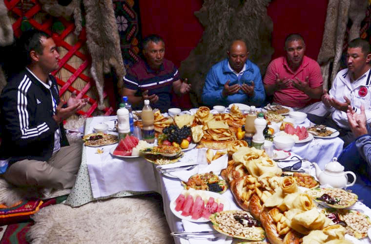 национальные особенности киргизии, всё о киргизии