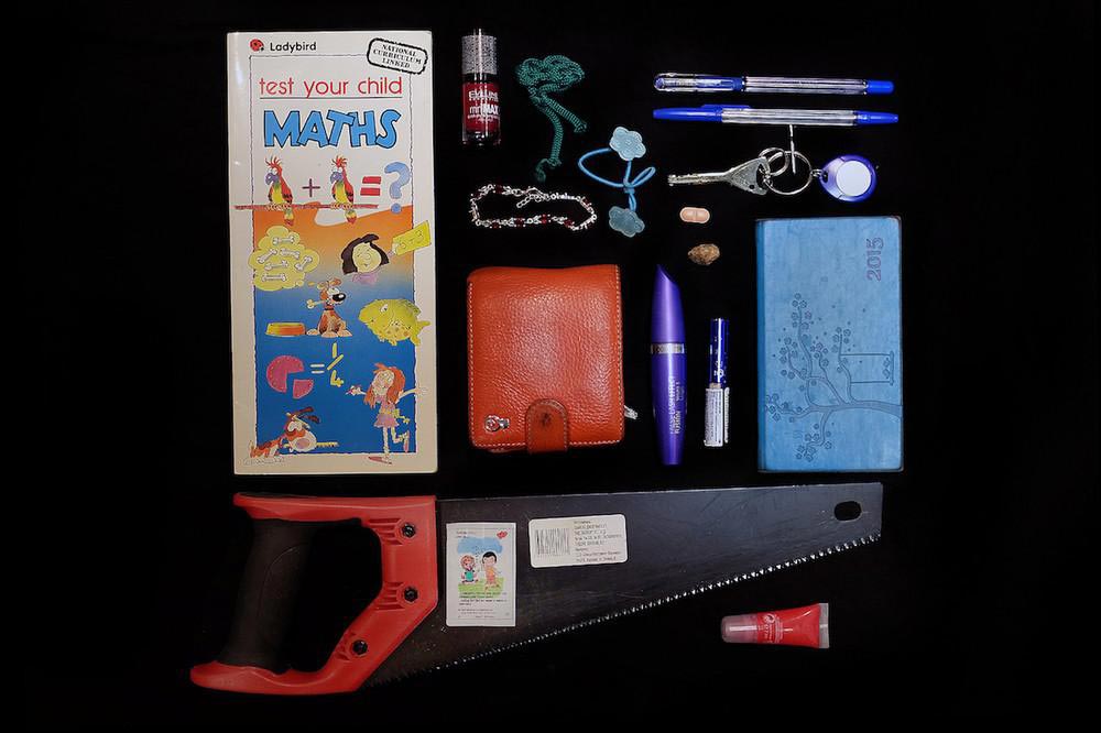 что лежит в сумочках российских женщин