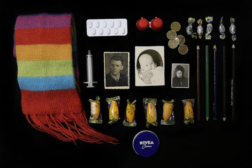 что лежит в сумочках российских женщин