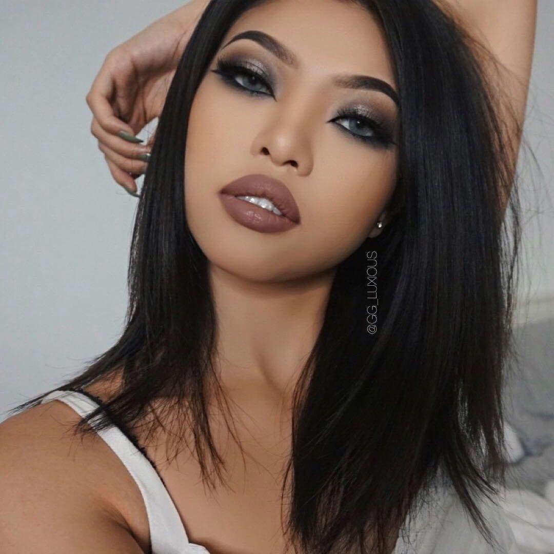 Кукольное лицо, макияж кукла, девушки с накаченными губами