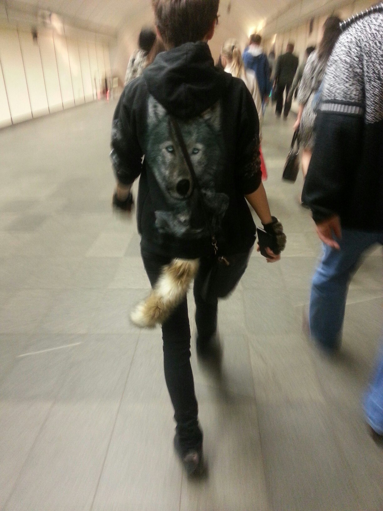 мода петербургского метро, мода метро, модники в транспорте, странные пассажиры метро 