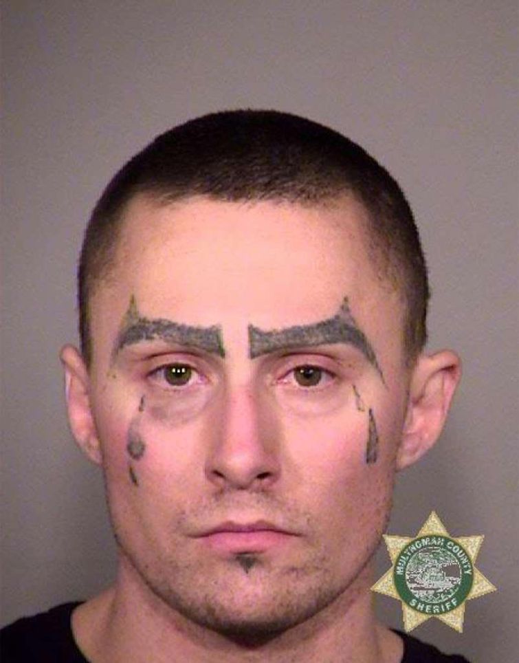 Как менялся парень, 14 лет принимавший наркотики и побывавший в тюрьме 28 раз Мэтью Медлин, Matthew Medlin, как изменился наркоман, 28 раз был арестован