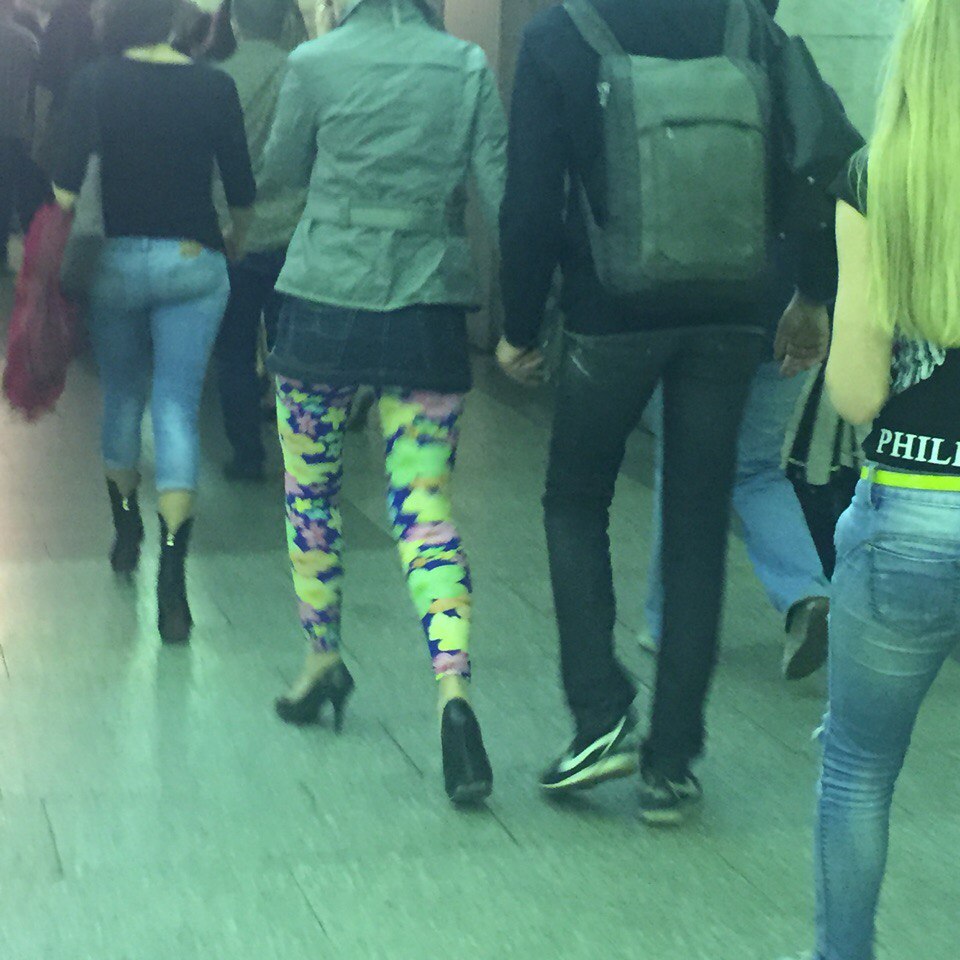 20 безумных модников, которых можно встретить в российском метро мода петербургского метро, мода метро, модники в транспорте, странные пассажиры метро