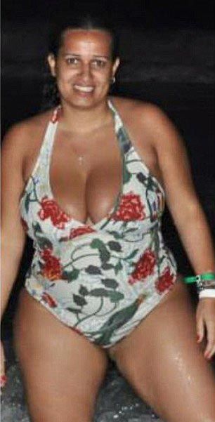 Женщина превратила дряблый живот в накаченный пресс, и выглядит просто потрясающе дряблый живот в накаченный пресс, похудела накачала пресс, сбросила вес пресс