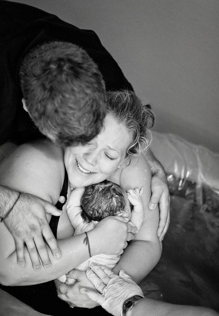 Женщины во время родов, женщины сразу после родов, женщины несколько минут после родов, Лелайни Роджерс, Leilani Rogers