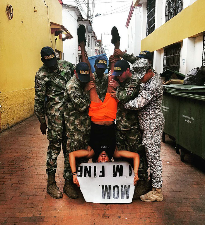 Парень путешествует по всему миру, но не забывает сообщать маме, что у него всё в порядке Мама я в порядке, Джонатан Киньонес, Jonathan Quiñonez