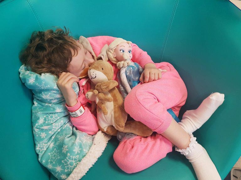 истинное лицо рака, фотографии детского рака, девочка с нейробластомой, история рака ребенка