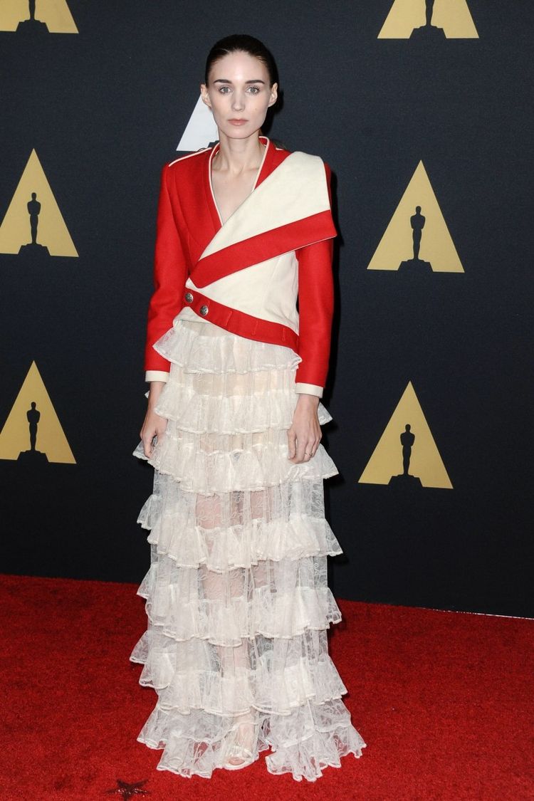 Самые нелепые и безвкусные наряды знаменитостей за вторую половину января нелепые наряды звёзд, безвкусные наряды знаменитостей