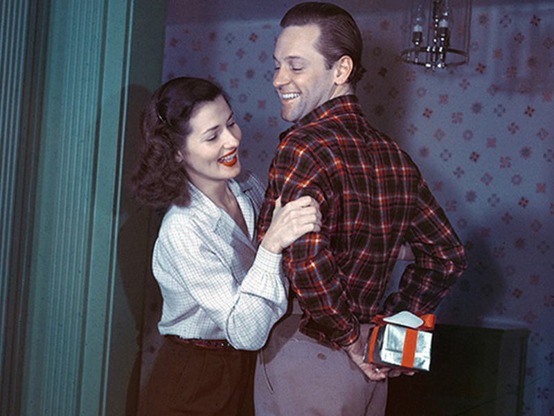 10 подарков, которые не стоит дарить женщине на 8 марта плохие подарки на 8 марта, что не стоит дарить на 8 марта