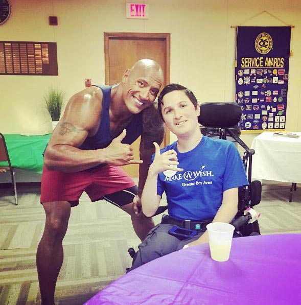 Дуэйн 'Скала' Джонсон мальчик больной раком, Дуэйн 'Скала' Джонсон воплотил в жизнь мечту мальчика больного раком
