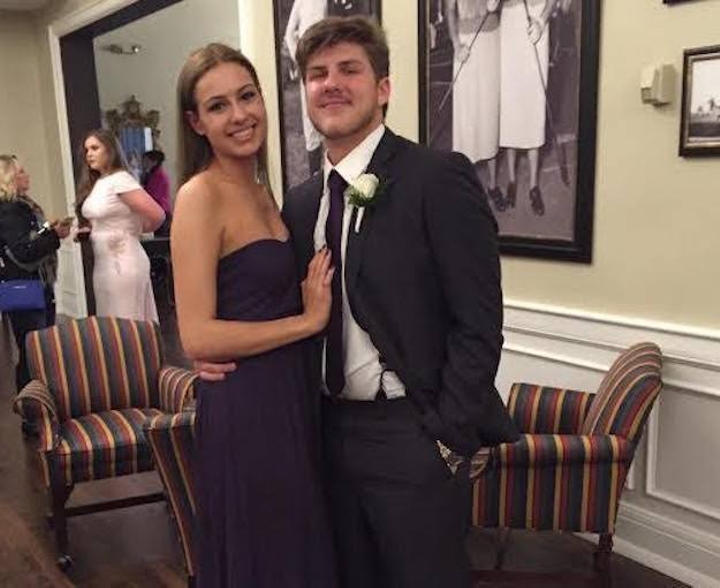 Вот почему никогда не стоит плакать после использования автозагара почему не стоит плакать после автозагара, девушка заплакала после автозагара, что будет если плакать после автозагара