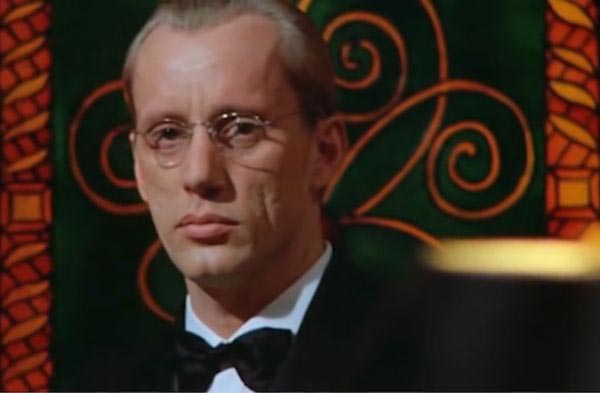 знаменитости специально состарили как выглядят сейчас, знаменитости состарили тогда и сейчас, актёры которых состарили выглядят сейчас