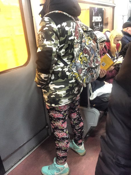 мода петербургского метро, мода метро, модники в транспорте, странные пассажиры метро 