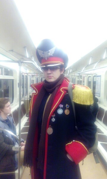 мода петербургского метро, мода метро, модники в транспорте, странные пассажиры метро 