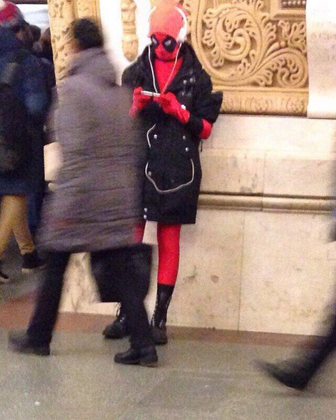 мода петербургского метро, мода метро, модники в транспорте, странные пассажиры метро 