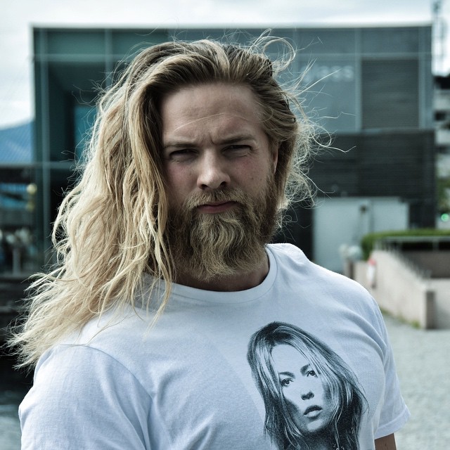 Самый сексуальный полицейский Норвегии, Лассе Матберг, полицейский который выглядит как Тор