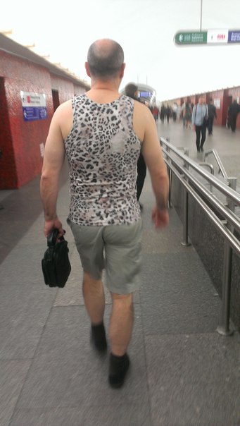 мода петербургского метро, мода метро, модники в транспорте, странные пассажиры метро 