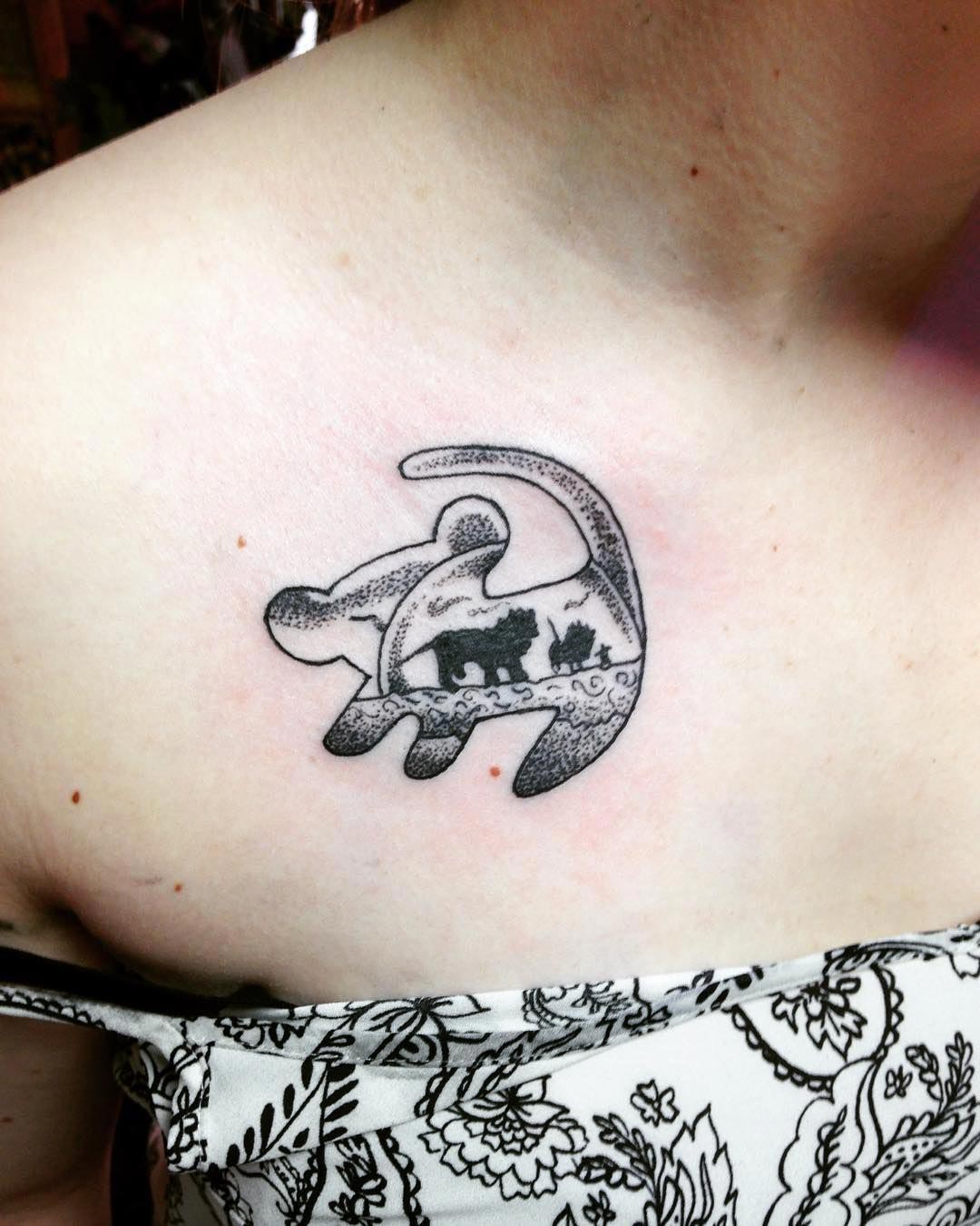 минималистичные татуировки Дисней, татуировки посвященные диснеевским мультфильмам, тату Дисней