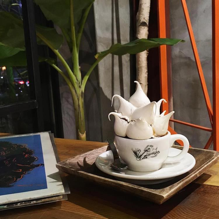 Замки из безе, Paul's Meringue Factory, кофе с безе, кофе с меренге