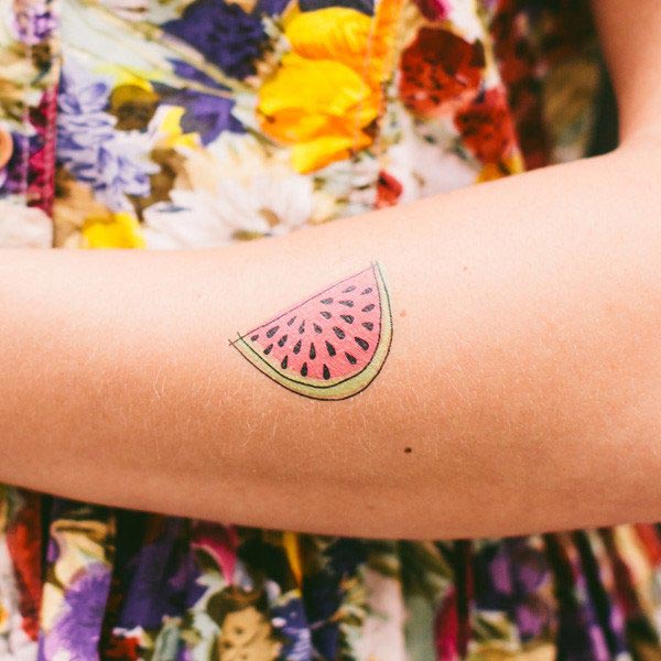 20 крошечных татуировок, которые доказывают, что размер не имеет значения крошечные татуировки, маленькие тату