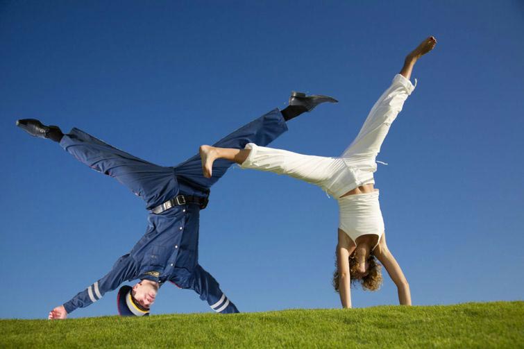 Смешные и остроумные фотожабы на танцующего инспектора ДПС, взорвавшие интернет танцующий инспектор ДПС, танцующий ДПС-ник, инспектор ДПС фотожабы