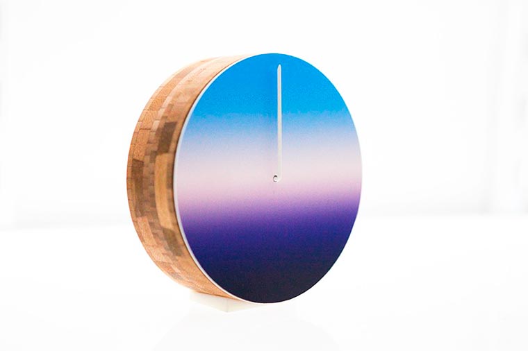 Today часы, часы Present Clock, часы показывают время цвет неба, Скотт Трифт, Scott Thrift