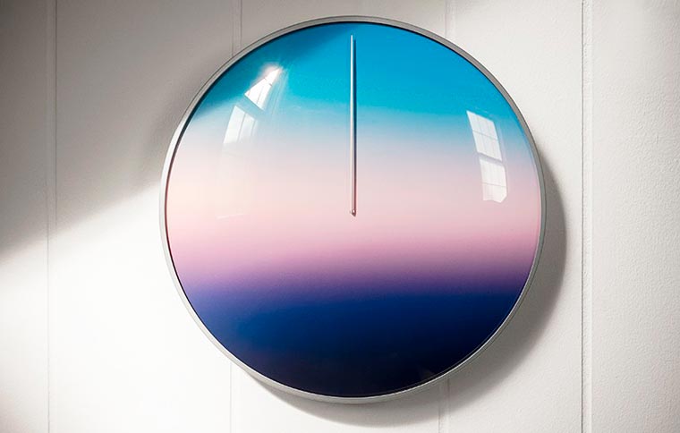 Today часы, часы Present Clock, часы показывают время цвет неба, Скотт Трифт, Scott Thrift