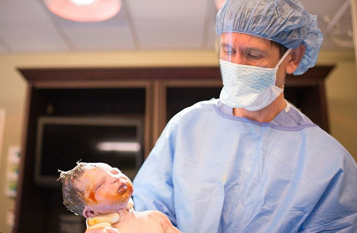 мама  сняла процесс собственных родов, Лиза Робинсон-Уорд, Lisa Robinson-Ward