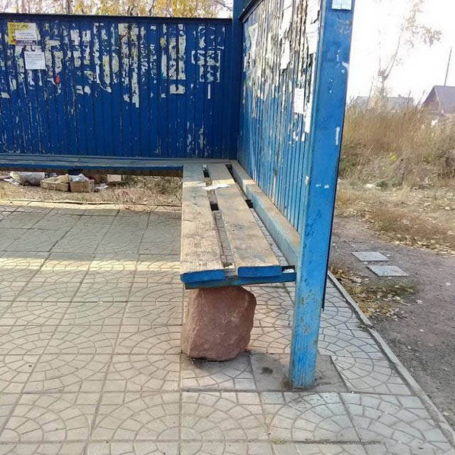 наша раша, это Россия детка, такое можно встретить только в нашей стране