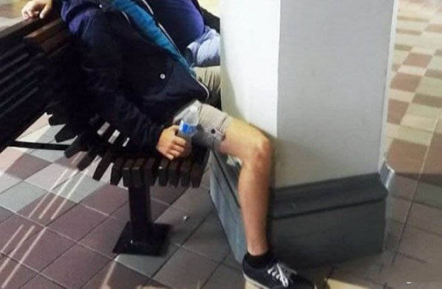 наша раша, это Россия детка, такое можно встретить только в нашей стране