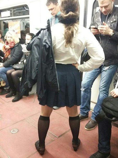 мода петербургского метро, мода метро, модники в транспорте, странные пассажиры метро 