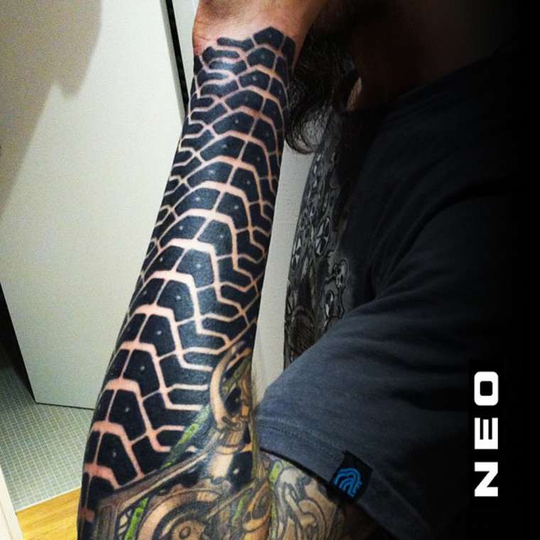 Neo tattoos, геометрические татуировки, тату геометрия