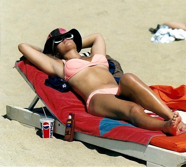 жизнь на пляжах Чили в 1980-х, девушки на пляже Чили