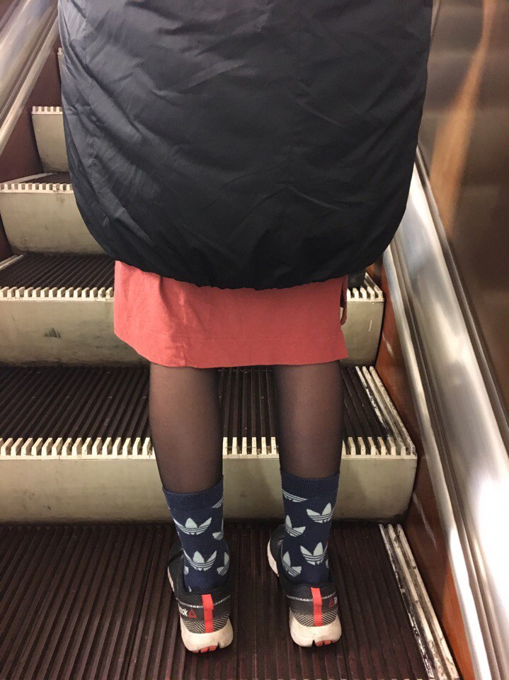 мода петербургского метро, мода метро, модники в транспорте, странные пассажиры метро 