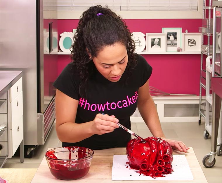 торт в виде сердца, торт в виде настоящего сердца, реалистичный торт в виде сердца