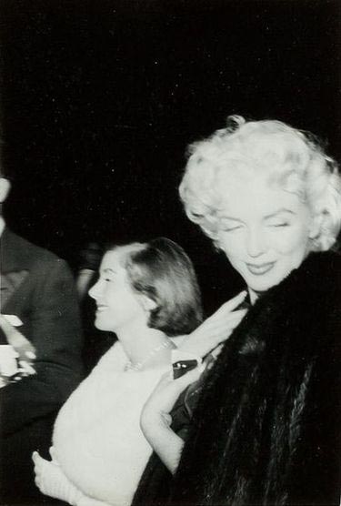 Неизвестные фото Мэрилин Монро, редкие фотогарфии Мэрилин Монро, Мэрилин Монро фотограф Джеймс Коллинз