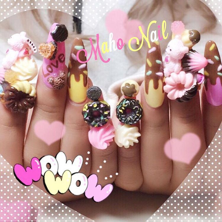 скульптурные ноги, скульптуры на ногтях, тренд маникюр в Японии