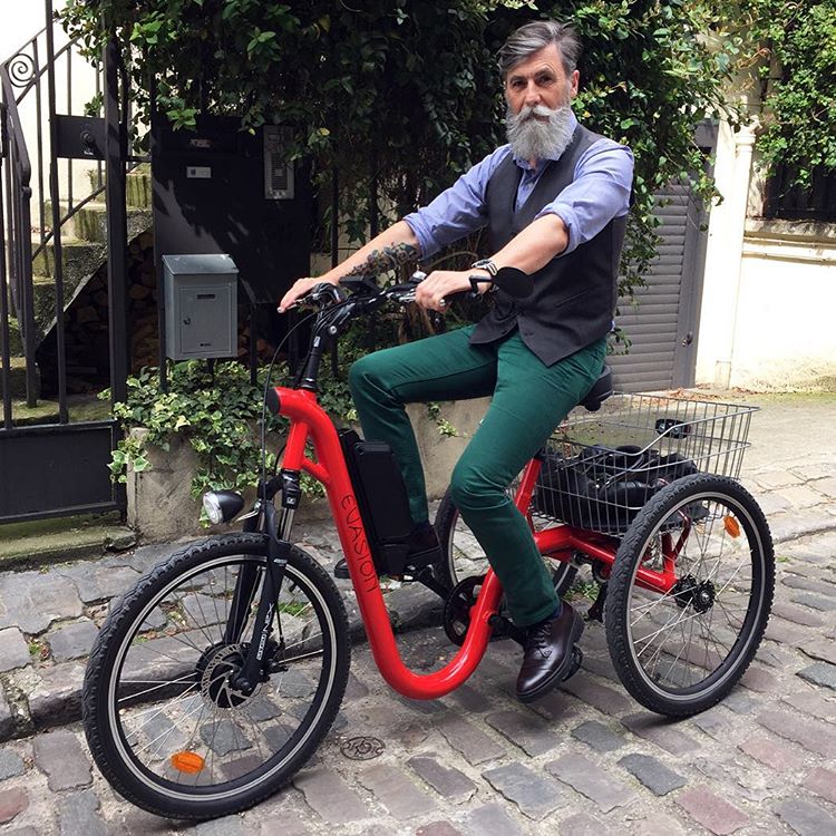 60-летний мужчина отрастил бороду и стал моделью, пенсионер-хипстер фотомодель, Филипп Дюма, Philippe Dumas