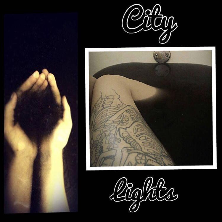 чёрная бомба для ванн, бомба для ванн чёрная вода, черный цвет бомба для ванн