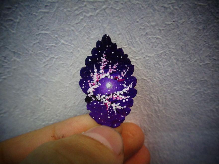 листья вместо холста, 24 Fallen Leaves, рисунки на опавших листьях