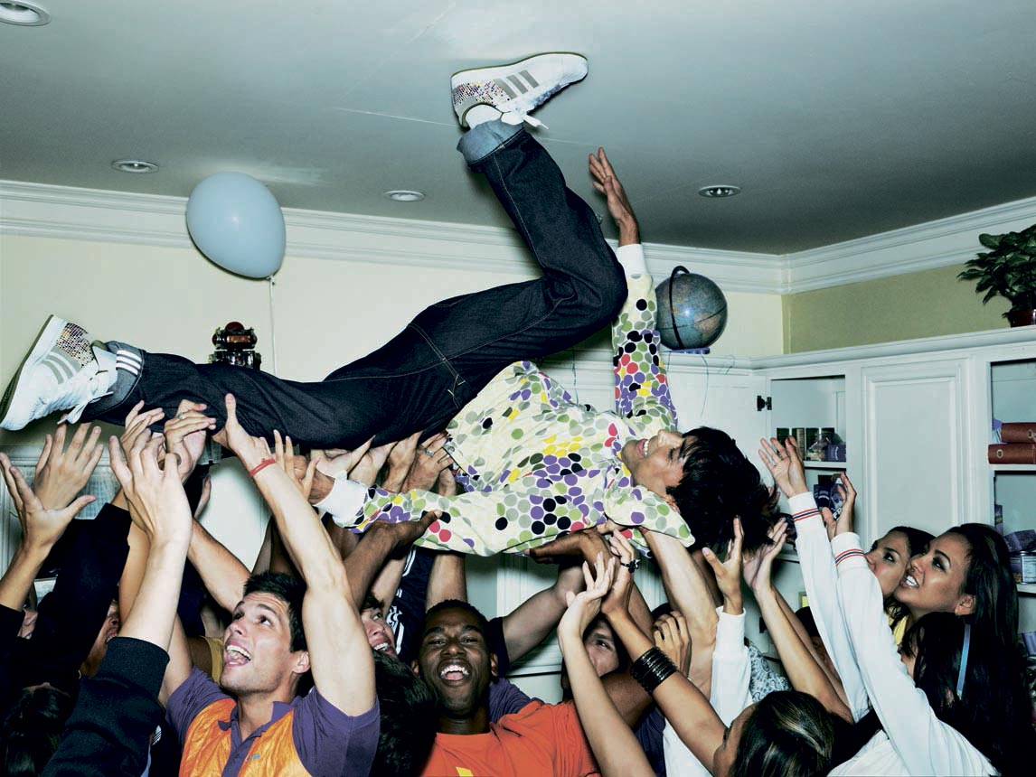 Странные манеры поведения, странные особенности разных стран