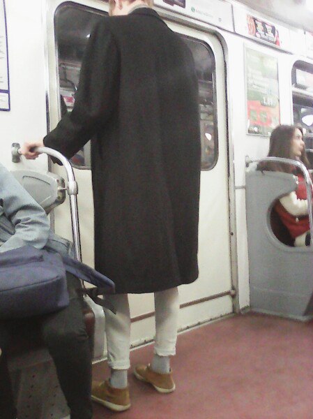 мода петербургского метро, мода метро, модники в транспорте, странные пассажиры метро 