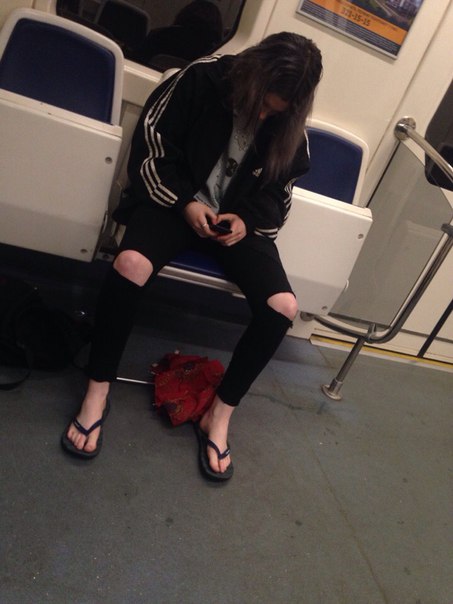 мода петербургского метро, мода метро, модники в транспорте, странные пассажиры метро 