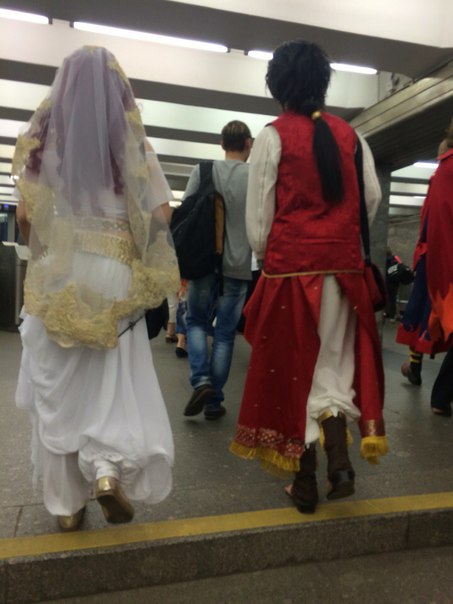 мода петербургского метро, мода метро, модники в транспорте, странные пассажиры метро 